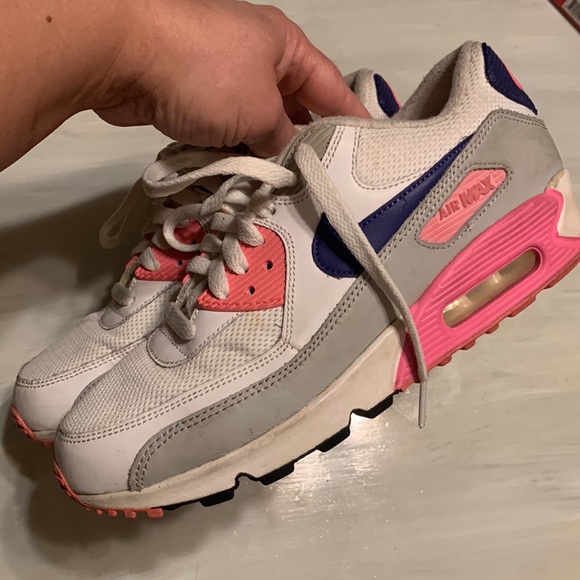Nike Shoes - Nike Air Max
